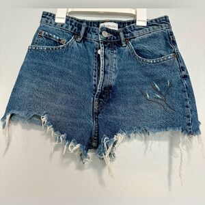 Zara mid rise dark wash denim shorts sz 6